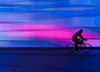 Ein lustiger Einblick in den Spinning-Kurs: Mein erster Kontakt mit zwei Rädern, 45 Minuten und den Klängen von 50 Cent