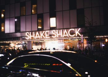 Shake Shack bietet kostenlose Burger zur Feier der langen Oscars-Laufzeit an.